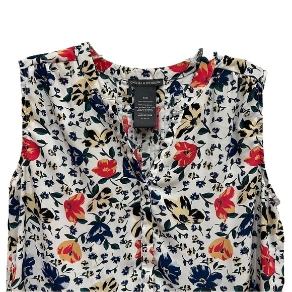 Chelsea & Theodore Floral Sleeveless Button Down Blouse, Size Small - Picture 5 of 13